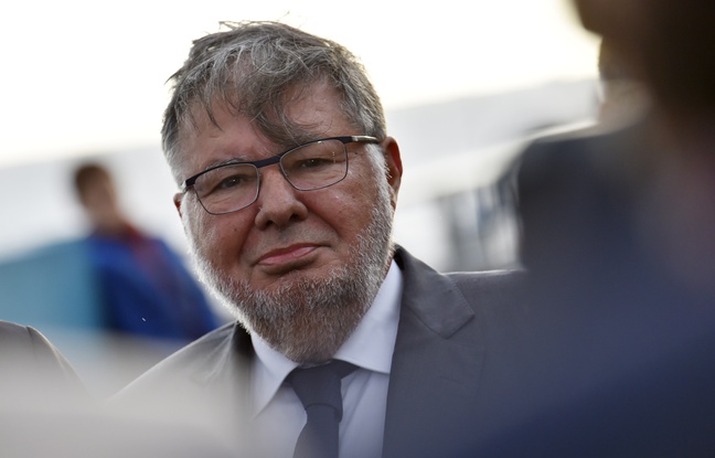 Le secrétaire d'Etat aux Transports Alain Vidalies, le 30 septembre 2016. Le secrétaire d'Etat aux Transports Alain Vidalies, le 30 septembre 2016.