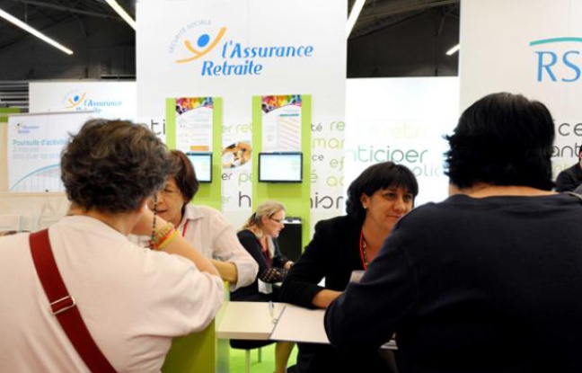 Le stand de l'assurance retraite de la sécurité sociale au Salon des séniors organisé à Paris en mars 2012. Le stand de l'assurance retraite de la sécurité sociale au Salon des séniors organisé à Paris en mars 2012.