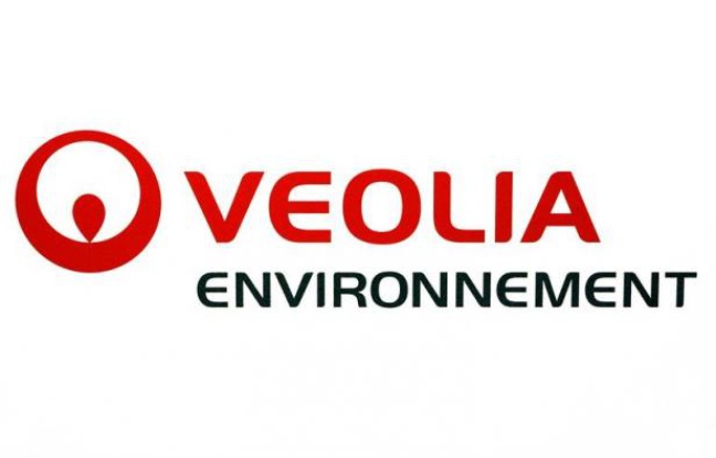 Le titre du groupe Veolia Environnement chutait lundi matin à la Bourse de Paris, signant la plus forte baisse du CAC 40, après des informations de presse évoquant le départ de son PDG Antoine Frérot qui pourrait être remplacé par l'ancien ministre Jean-Louis Borloo. Le titre du groupe Veolia Environnement chutait lundi matin à la Bourse de Paris, signant la plus forte baisse du CAC 40, après des informations de presse évoquant le départ de son PDG Antoine Frérot qui pourrait être remplacé par l'ancien ministre Jean-Louis Borloo.