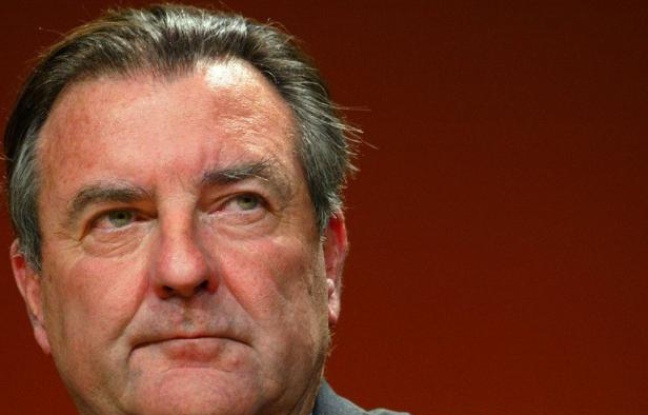 Patrick Ricard, fils de l'inventeur du pastis et président emblématique de Pernod Ricard, est décédé brutalement vendredi à l'âge de 67 ans, après plus de trois décennies à la tête d'un groupe qu'il a hissé au rang de numéro deux mondial des boissons alcoolisées. Patrick Ricard, fils de l'inventeur du pastis et président emblématique de Pernod Ricard, est décédé brutalement vendredi à l'âge de 67 ans, après plus de trois décennies à la tête d'un groupe qu'il a hissé au rang de numéro deux mondial des boissons alcoolisées.