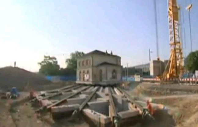 Opération de déplacement de la gare de Chêne-Bourg (Canton de Genève). Opération de déplacement de la gare de Chêne-Bourg (Canton de Genève).