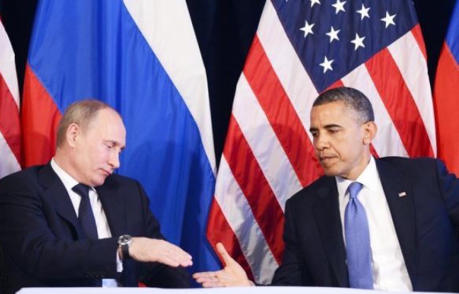 L'armée syrienne a pilonné lundi plusieurs villes des régions de Homs (centre) et de Damas, tandis que le président américain Barack Obama et son homologue russe Vladimir Poutine ont appeléensemble malgré leurs divisions sur la crise en Syrie, à un "arrêt immédiat des violences". L'armée syrienne a pilonné lundi plusieurs villes des régions de Homs (centre) et de Damas, tandis que le président américain Barack Obama et son homologue russe Vladimir Poutine ont appeléensemble malgré leurs divisions sur la crise en Syrie, à un "arrêt immédiat des violences".