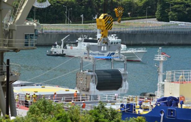 Le seul réacteur nucléaire qui était encore en service au Japon est désormais totalement arrêté pour maintenance, a confirmé lundi matin la compagnie exploitante, Kansai Electric Power (Kepco). Le seul réacteur nucléaire qui était encore en service au Japon est désormais totalement arrêté pour maintenance, a confirmé lundi matin la compagnie exploitante, Kansai Electric Power (Kepco).