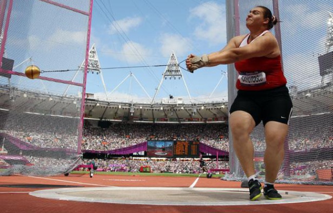 La lanceuse de marteau turque Tugce Sahutoglu lors des JO de Londres, en août 2012. La lanceuse de marteau turque Tugce Sahutoglu lors des JO de Londres, en août 2012.