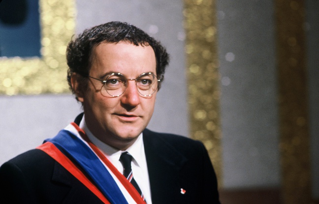 Coluche, candidat à la présidence en 1981. Coluche, candidat à la présidence en 1981.