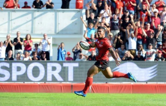 Toulon a consolidé samedi sa première place du Top 14 en enchaînant une sixième victoire en six journées, assortie du bonus offensif, face à Castres (33-12), tandis que le Stade Français a renoué avec le succès face à Perpignan (34-24) après quatre matches sans victoire. Toulon a consolidé samedi sa première place du Top 14 en enchaînant une sixième victoire en six journées, assortie du bonus offensif, face à Castres (33-12), tandis que le Stade Français a renoué avec le succès face à Perpignan (34-24) après quatre matches sans victoire.