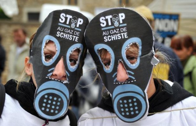 84% des Français ont déjà entendu parler du gaz de schiste, 44% disent savoir vraiment de quoi il s'agit, dont une grande majorité est hostile à son exploitation, selon un sondage Ifop réalisé pour Le Monde, et publié jeudi sur le site du quotidien. 84% des Français ont déjà entendu parler du gaz de schiste, 44% disent savoir vraiment de quoi il s'agit, dont une grande majorité est hostile à son exploitation, selon un sondage Ifop réalisé pour Le Monde, et publié jeudi sur le site du quotidien.