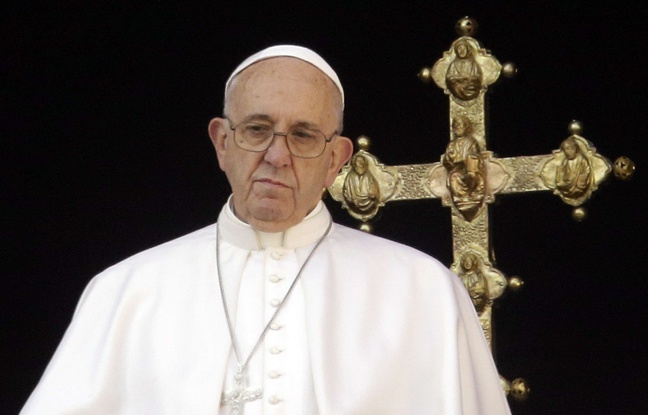 Le pape François, le 25 décembre 2015, au Vatican. Le pape François, le 25 décembre 2015, au Vatican.