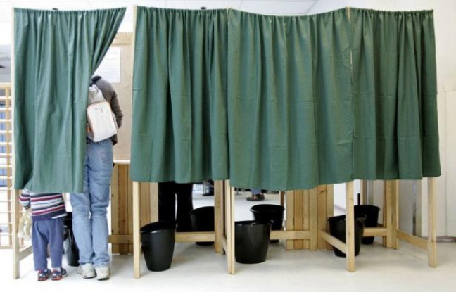 Une semaine avant la métropole et la majorité des outre-mer, les Français de l'étranger et les Polynésiens sont invités ce week-end à voter pour le premier tour des législatives, un mois après l'élection à l'Elysée de François Hollande. Une semaine avant la métropole et la majorité des outre-mer, les Français de l'étranger et les Polynésiens sont invités ce week-end à voter pour le premier tour des législatives, un mois après l'élection à l'Elysée de François Hollande.