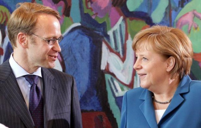 Jens Weidmann, le président de la Banque centrale allemande (Bundesbank), a déjà songé ouvertement à démissionner en raison de son opposition au programme de rachats d'obligations de la BCE, affirme le quotidien Bild-Zeitung vendredi citant des sources financières. Jens Weidmann, le président de la Banque centrale allemande (Bundesbank), a déjà songé ouvertement à démissionner en raison de son opposition au programme de rachats d'obligations de la BCE, affirme le quotidien Bild-Zeitung vendredi citant des sources financières.