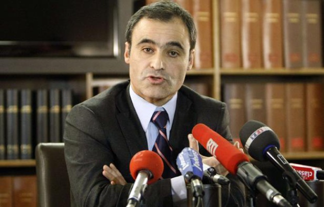 Pascal Wilhelm, l'avocat de l'héritière de L'Oréal Liliane Bettencourt, le 6 décembre 2010 lors d'une conférence de presse à Paris. Pascal Wilhelm, l'avocat de l'héritière de L'Oréal Liliane Bettencourt, le 6 décembre 2010 lors d'une conférence de presse à Paris.