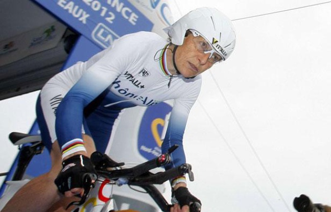 La championne cycliste française Jeannie Longo, lors du contre la montre des championnats de France le 21 juin 2012. La championne cycliste française Jeannie Longo, lors du contre la montre des championnats de France le 21 juin 2012.