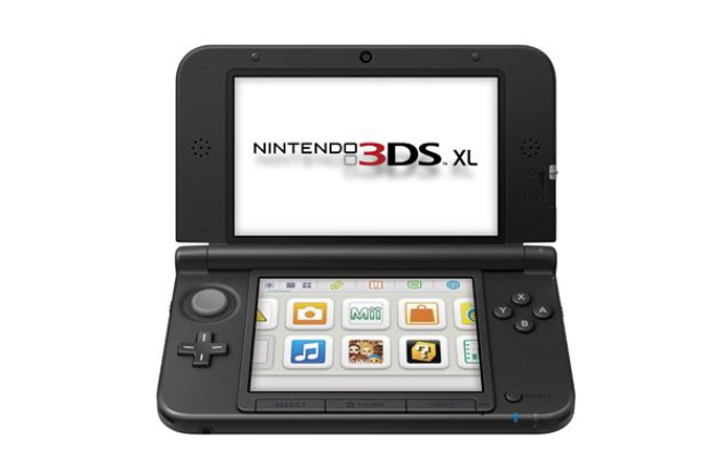 La console portable Nintendo 3DS XL. La console portable Nintendo 3DS XL.