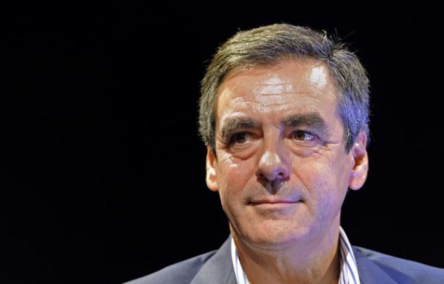 François Fillon reproche à Jean-François Copé, son rival pour la présidence de l'UMP, de "rechercher le buzz à tout prix" et affirme ressentir "beaucoup d'insatisfaction chez les militants" du parti, dans une interview publiée samedi sur leParisien.fr François Fillon reproche à Jean-François Copé, son rival pour la présidence de l'UMP, de "rechercher le buzz à tout prix" et affirme ressentir "beaucoup d'insatisfaction chez les militants" du parti, dans une interview publiée samedi sur leParisien.fr