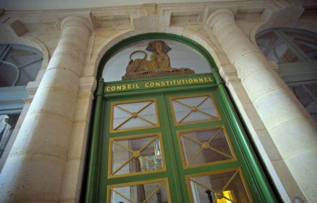 Le Conseil constitutionnel. Le Conseil constitutionnel.