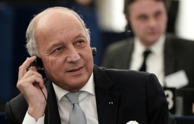 Le ministre français des Affaires étrangères Laurent Fabius participe à un débat sur les résultats de la COP21, au Parlement européen à Strasbourg, le 20 janvier 2016 Le ministre français des Affaires étrangères Laurent Fabius participe à un débat sur les résultats de la COP21, au Parlement européen à Strasbourg, le 20 janvier 2016