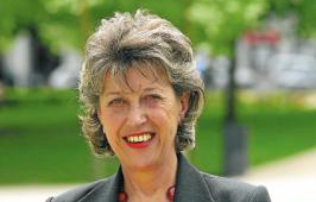 La nouvelle députée EELV de l'Isère. La nouvelle députée EELV de l'Isère.