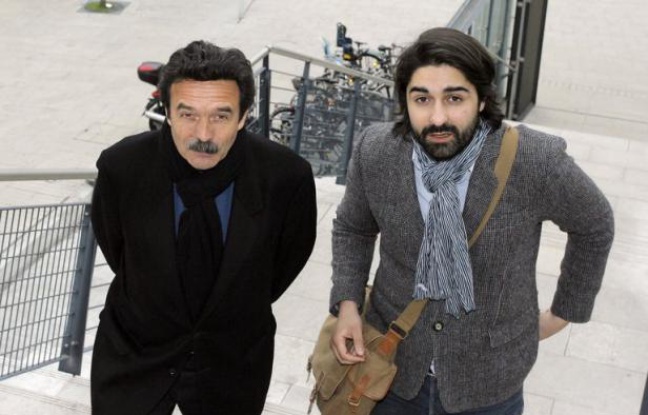 Trois journalistes ou ancien journaliste du site d'information Mediapart, ont été mis en examen jeudi à Bordeaux pour des recels d'atteinte à l'intimité de la vie privée, après la publication en 2010 de conversations tenues chez Liliane Bettencourt, a-t-on appris de source proche du dossier Trois journalistes ou ancien journaliste du site d'information Mediapart, ont été mis en examen jeudi à Bordeaux pour des recels d'atteinte à l'intimité de la vie privée, après la publication en 2010 de conversations tenues chez Liliane Bettencourt, a-t-on appris de source proche du dossier