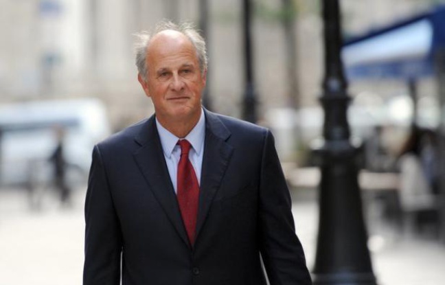 Patrice de Maistre, ancien gestionnaire de fortune de Liliane Bettencourt a été confronté jeudi à l'avocat suisse de la famille, Me René Merkt, et au directeur de l'organisme de compensation Cofinor, a annoncé jeudi le parquet de Bordeaux. Patrice de Maistre, ancien gestionnaire de fortune de Liliane Bettencourt a été confronté jeudi à l'avocat suisse de la famille, Me René Merkt, et au directeur de l'organisme de compensation Cofinor, a annoncé jeudi le parquet de Bordeaux.