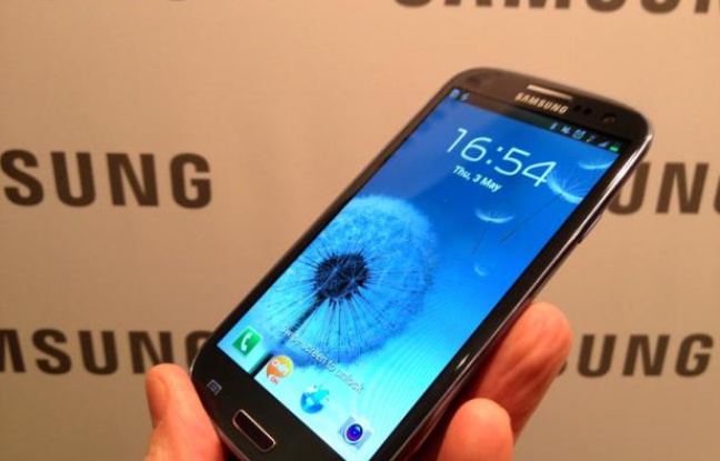 Le Galaxy S III, de Samsung, présenté le 3 mai 2012. Le Galaxy S III, de Samsung, présenté le 3 mai 2012.