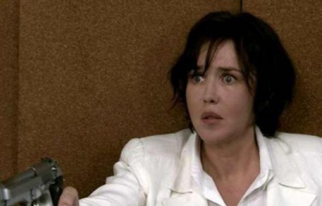 La Journée De La Jupe Isabelle Adjani Isabelle Adjani, preneuse d'otages dans «La journée de la jupe