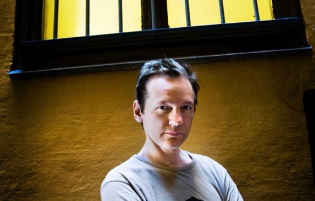 Julian Assange, porte-parole et co-fondateur de WikiLeaks, en août 2010 à Stockholm. Julian Assange, porte-parole et co-fondateur de WikiLeaks, en août 2010 à Stockholm.