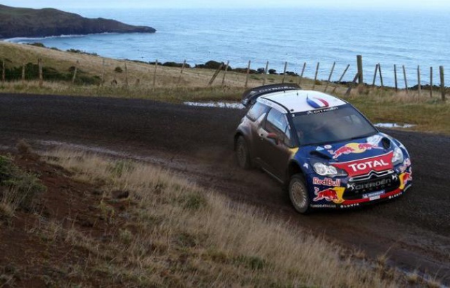 Citroën Racing a décidé de figer les positions en tête du rallye de Nouvelle-Zélande, samedi soir à Auckland, alors que le Français Sébastien Loeb menait toujours cette 7e manche de la saison 2012 devant son coéquipier finlandais Mikko Hirvonen, 2e à 6 secondes dans l'autre DS3 Citroën Racing a décidé de figer les positions en tête du rallye de Nouvelle-Zélande, samedi soir à Auckland, alors que le Français Sébastien Loeb menait toujours cette 7e manche de la saison 2012 devant son coéquipier finlandais Mikko Hirvonen, 2e à 6 secondes dans l'autre DS3