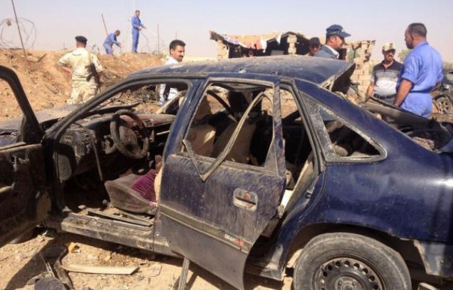 Au moins 32 personnes ont péri dimanche en Irak et près de 90 autres ont été blessés lors d'une série d'attentats, au cours de laquelle une bombe à proximité du consulat honoraire de France à Nassiriya, au sud de Bagdad, a fait un mort. Au moins 32 personnes ont péri dimanche en Irak et près de 90 autres ont été blessés lors d'une série d'attentats, au cours de laquelle une bombe à proximité du consulat honoraire de France à Nassiriya, au sud de Bagdad, a fait un mort.