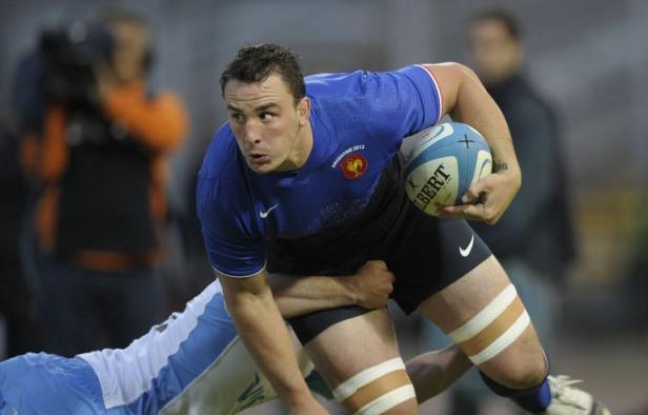 Le XV de France, trop généreux avec ses adversaires, a enregistré une cruelle défaite (23-20) face à l'Argentine samedi à Cordoba pour le premier test-match de sa tournée de juin, crucifié par un essai des Pumas au terme d'une rencontre dominée de bout en bout. Le XV de France, trop généreux avec ses adversaires, a enregistré une cruelle défaite (23-20) face à l'Argentine samedi à Cordoba pour le premier test-match de sa tournée de juin, crucifié par un essai des Pumas au terme d'une rencontre dominée de bout en bout.