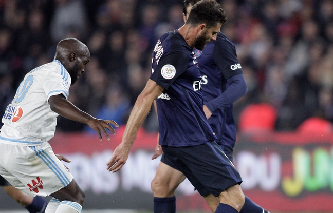 Lassana Diarra face à Thiago Motta lors de PSG-OM, le 4 octobre 2015 au Parc des Princes. Lassana Diarra face à Thiago Motta lors de PSG-OM, le 4 octobre 2015 au Parc des Princes.