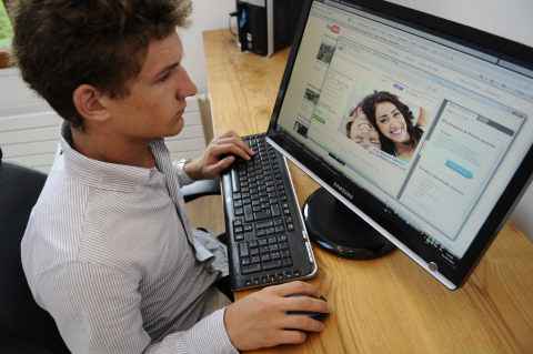 Un site de rencontre pirate