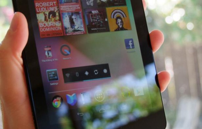 L'écran de démarrage du Nexus 7 comprend de nombreux widgets mettant en avant les contenus multimédias. L'écran de démarrage du Nexus 7 comprend de nombreux widgets mettant en avant les contenus multimédias.