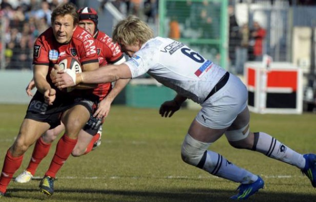 En remportant samedi avec la manière son match face à Montpellier (51-6) au stade Mayol lors de la 18e journée du Top 14 de rugby, Toulon a chassé les doutes qui l'avaient assailli après la correction de la semaine dernière à Bordeaux (41-0) et consolide son fauteuil de leader. En remportant samedi avec la manière son match face à Montpellier (51-6) au stade Mayol lors de la 18e journée du Top 14 de rugby, Toulon a chassé les doutes qui l'avaient assailli après la correction de la semaine dernière à Bordeaux (41-0) et consolide son fauteuil de leader.