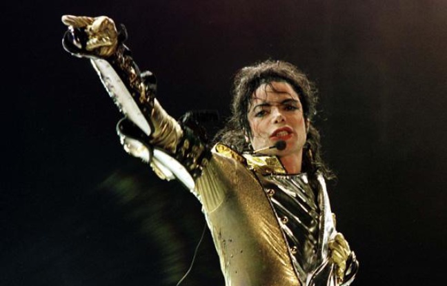 Michael Jackson, lors de sa tournée mondiale «HIStory world tour», à Vienne en juillet 1997. Michael Jackson, lors de sa tournée mondiale «HIStory world tour», à Vienne en juillet 1997.