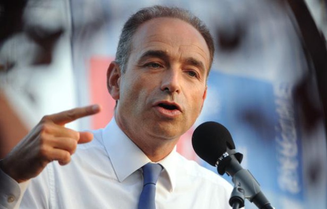 Jean-François Copé en déplacement au Mans, le 5 septembre 2012. Jean-François Copé en déplacement au Mans, le 5 septembre 2012.