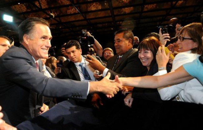 Le candidat républicain à la présidentielle américaine Mitt Romney a accusé jeudi le président Barack Obama d'avoir appauvri la communauté hispanique, lors d'un discours en Floride devant des représentants de cet électorat capital pour le scrutin de novembre. Le candidat républicain à la présidentielle américaine Mitt Romney a accusé jeudi le président Barack Obama d'avoir appauvri la communauté hispanique, lors d'un discours en Floride devant des représentants de cet électorat capital pour le scrutin de novembre.