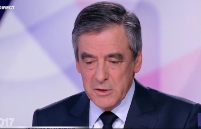 François Fillon, sur le plateau de « 15 minutes pour convaincre », le dernier grand rendez-vous des onze candidats avant l'élection, le 20 avril 2017. François Fillon, sur le plateau de « 15 minutes pour convaincre », le dernier grand rendez-vous des onze candidats avant l'élection, le 20 avril 2017.