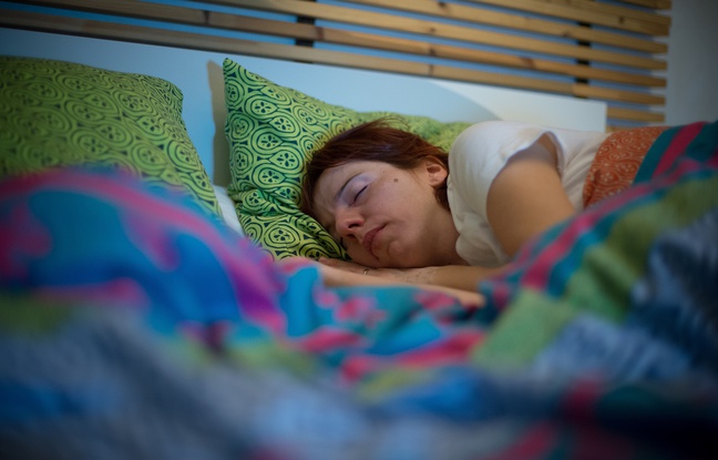 Illustration: Une personne en plein sommeil. Illustration: Une personne en plein sommeil.