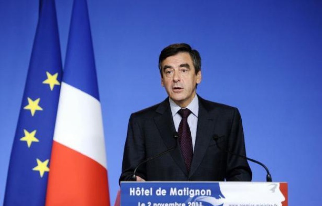 Le Premier ministre français François Fillon a précisé mercredi la feuille de route du nouveau renforcement, sans capitaux publics, des fonds propres des banques françaises, les incitant à ne pas ralentir la distribution de crédit et à diminuer significativement le montant des bonus pour l'année 2011. Le Premier ministre français François Fillon a précisé mercredi la feuille de route du nouveau renforcement, sans capitaux publics, des fonds propres des banques françaises, les incitant à ne pas ralentir la distribution de crédit et à diminuer significativement le montant des bonus pour l'année 2011.