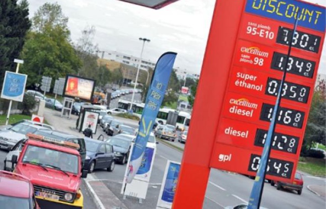 En 2010, le prix du gazole a augmenté de 14,4%, celui du sans plomb 95 de 11,3% et celui du sans plomb 11,2%. En 2010, le prix du gazole a augmenté de 14,4%, celui du sans plomb 95 de 11,3% et celui du sans plomb 11,2%.