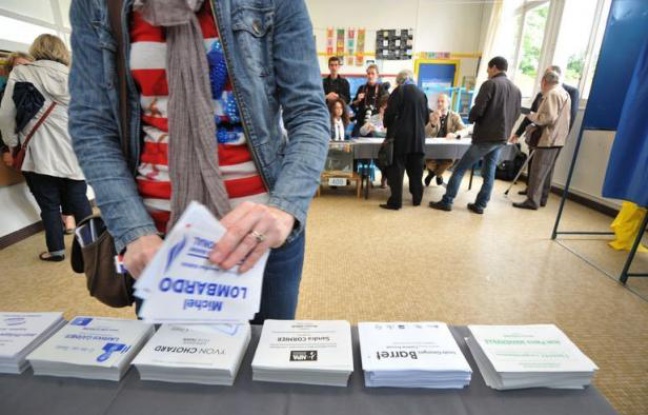Le taux de participation au premier tour des élections législatives en métropole atteignait 48,31% dimanche à 17H00, selon le ministère de l'Intérieur, en baisse par rapport au premier tour des législatives de 2007 à la même heure (49,28%). Le taux de participation au premier tour des élections législatives en métropole atteignait 48,31% dimanche à 17H00, selon le ministère de l'Intérieur, en baisse par rapport au premier tour des législatives de 2007 à la même heure (49,28%).