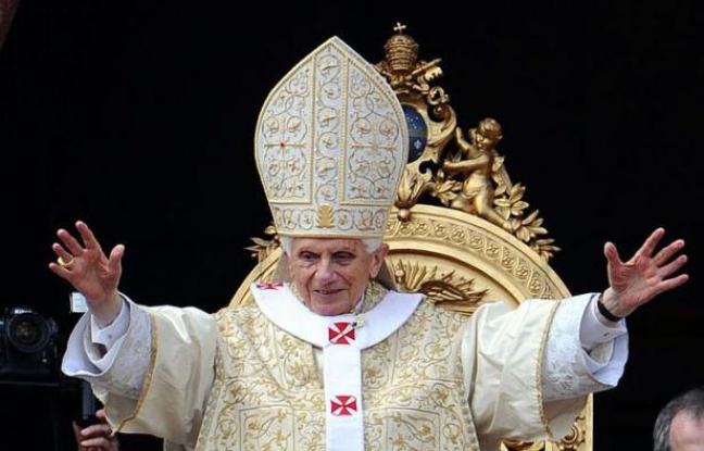 Résultat de recherche d'images pour "benoit xvi pâques"