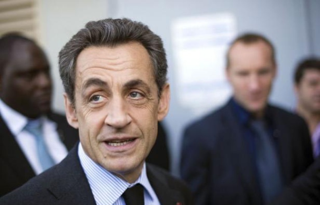 Nicolas Sarkozy a proposé jeudi de réformer le congé parental, actuellement limité aux trois premières années de l'enfant, pour permettre aux femmes d'"aménager ce droit entre la naissance et 18 ans". Nicolas Sarkozy a proposé jeudi de réformer le congé parental, actuellement limité aux trois premières années de l'enfant, pour permettre aux femmes d'"aménager ce droit entre la naissance et 18 ans".