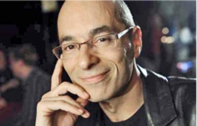 L'écrivain enquête sur le rire. L'écrivain enquête sur le rire.