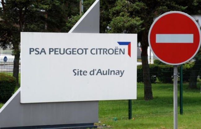 A Aulnay-sous-Bois, des agences d'intérim continuent de proposer des emplois à l'usine PSA, promise à la fermeture en 2014, ce qui n'empêche pas les intérimaires d'être très inquiets: ils savent que bientôt, ils devront partir sans indemnité et sans perspective. A Aulnay-sous-Bois, des agences d'intérim continuent de proposer des emplois à l'usine PSA, promise à la fermeture en 2014, ce qui n'empêche pas les intérimaires d'être très inquiets: ils savent que bientôt, ils devront partir sans indemnité et sans perspective.