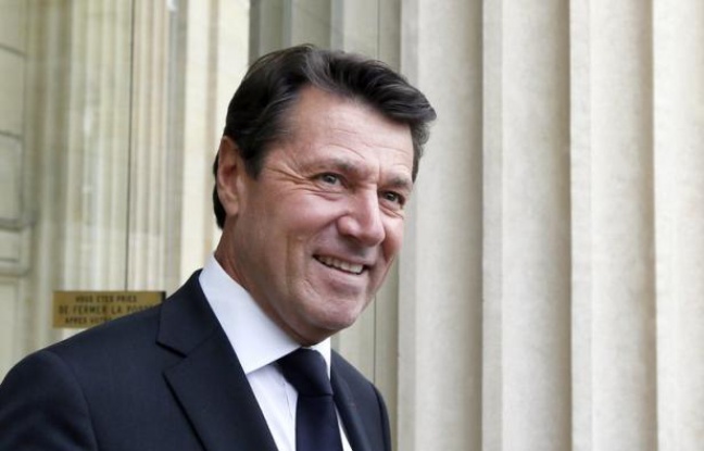 Christian Estrosi (UMP) s'est livré lundi à une vive critique de François Hollande, le qualifiant d'"hypo-président, responsable de rien", et indiqué qu'il présenterait une "motion de rejet préalable" lors de l'examen du collectif budgétaire à l'Assemblée. Christian Estrosi (UMP) s'est livré lundi à une vive critique de François Hollande, le qualifiant d'"hypo-président, responsable de rien", et indiqué qu'il présenterait une "motion de rejet préalable" lors de l'examen du collectif budgétaire à l'Assemblée.