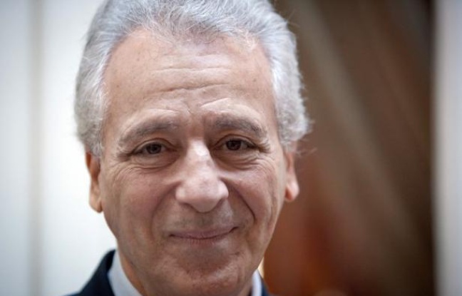 Le docteur Pierre Dukan, auteur à succès d'une méthode controversée pour maigrir, a été radié à sa propre demande de l'Ordre des médecins, a indiqué mercredi l'Ordre, confirmant une information diffusée par le quotidien La Croix. Le docteur Pierre Dukan, auteur à succès d'une méthode controversée pour maigrir, a été radié à sa propre demande de l'Ordre des médecins, a indiqué mercredi l'Ordre, confirmant une information diffusée par le quotidien La Croix.