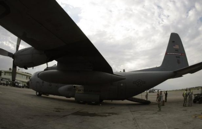 Un avion de transport de fret militaire algérien, qui venait de Paris et regagnait l'Algérie, s'est écrasé vendredi vers 16H00 en Lozère sur la commune de Saint-Germain-du-Teil, a-t-on appris de sources concordantes. Un avion de transport de fret militaire algérien, qui venait de Paris et regagnait l'Algérie, s'est écrasé vendredi vers 16H00 en Lozère sur la commune de Saint-Germain-du-Teil, a-t-on appris de sources concordantes.
