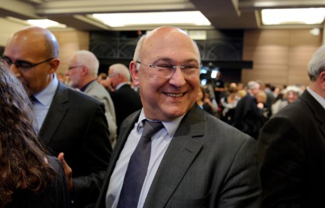 Michel Sapin au Conseil national du parti socialiste, le 14 mai 2012. Michel Sapin au Conseil national du parti socialiste, le 14 mai 2012.