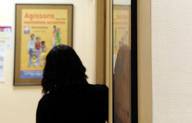 Une femme au centre d'orthogénie de la maternité des Lilas en janvier 2013. Une femme au centre d'orthogénie de la maternité des Lilas en janvier 2013.